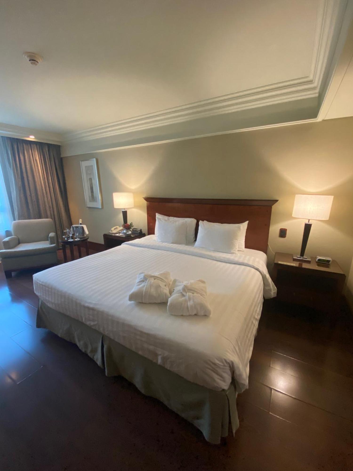 Regal Pacific Puerto Madero Hotell Buenos Aires Eksteriør bilde A room at the hotel